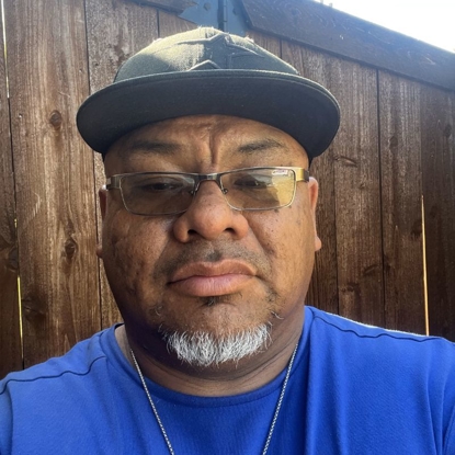 Robert  Martinez Photo